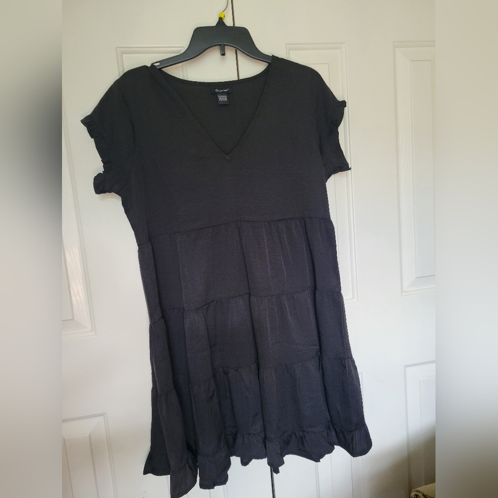 Black Ruffled‎ Tiered Midi Sundress